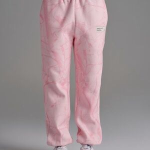 Comfrt Pink Oak Camo sweatpants